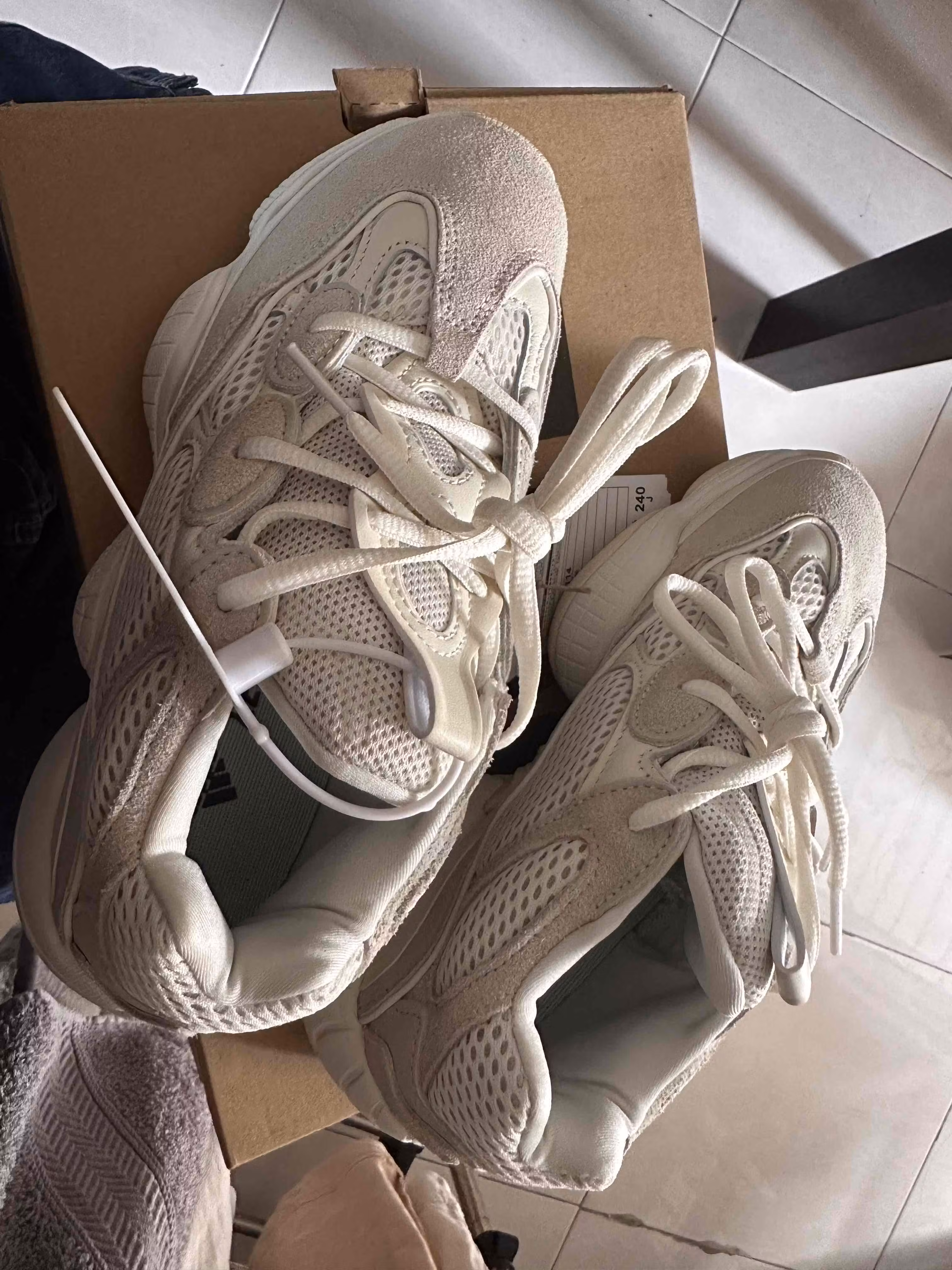 adidas Yeezy 500 2023 'Bone White' ID5114 adidas Yeezy 500 2023 'Bone White' ID5114